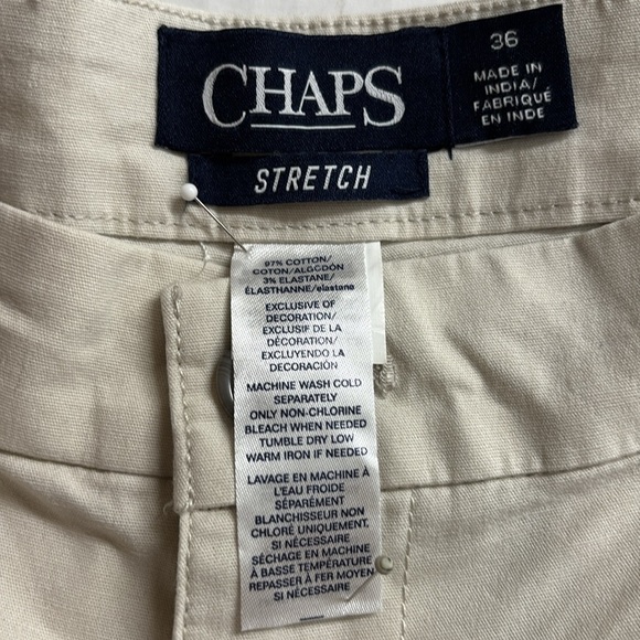Chaps Stretch Men's Khaki Shorts W/Belt Loops Pockets On Front & Back Size 36 - Picture 2 of 9